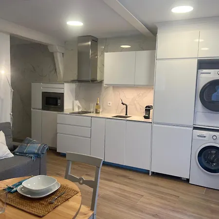 Alaia * מונדקה